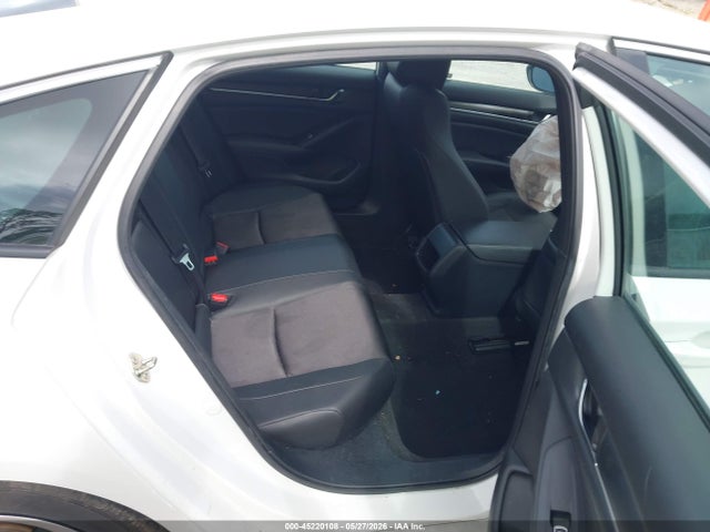 1HGCV1F30KA031236 Honda Accord Sport