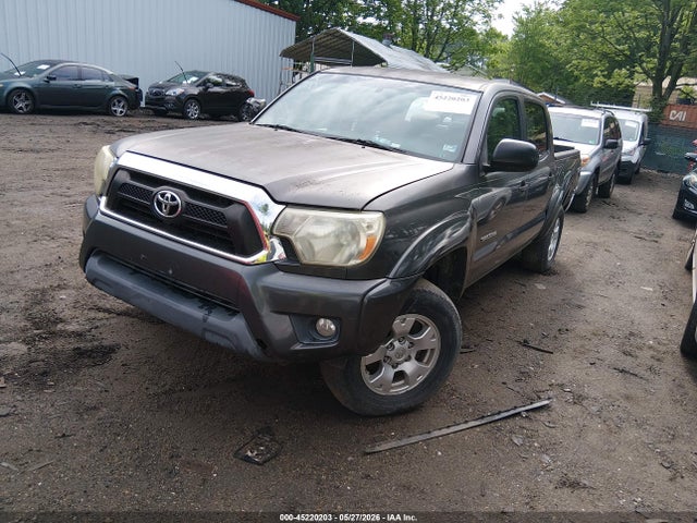 45220203 :رقم المزاد ، 3TMLU4EN8CM090089 vin ، 2012 Toyota Tacoma Base V6 مزاد بيع