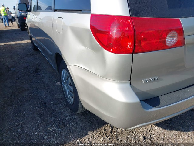 Продажа на аукционе авто 2010 Toyota Sienna Le, vin: 5TDKK4CC4AS317293, номер лота: 45220253