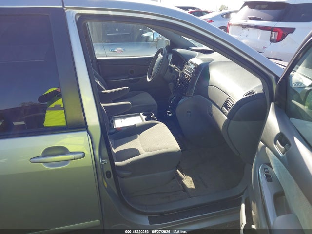 Продажа на аукционе авто 2010 Toyota Sienna Le, vin: 5TDKK4CC4AS317293, номер лота: 45220253