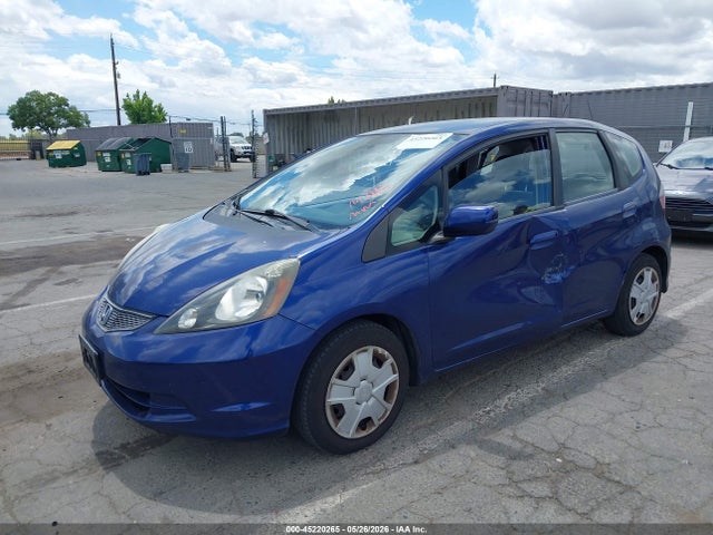 45220265 :رقم المزاد ، JHMGE8H32DC047045 vin ، 2013 Honda Fit مزاد بيع