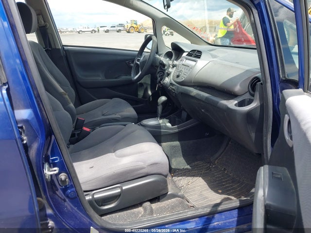 45220265 :رقم المزاد ، JHMGE8H32DC047045 vin ، 2013 Honda Fit مزاد بيع