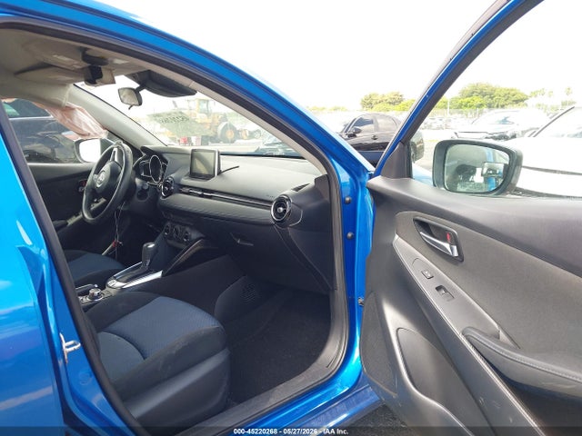 Продаж на аукціоні авто 2017 Toyota Yaris Ia, vin: 3MYDLBYV6HY158334, номер лоту: 45220268