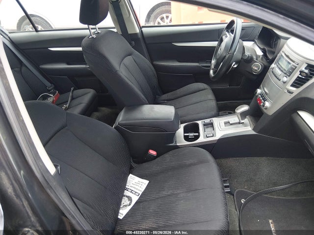 45220271 :رقم المزاد ، 4S3BMCC65C3019001 vin ، 2012 Subaru Legacy 2.5i Premium مزاد بيع