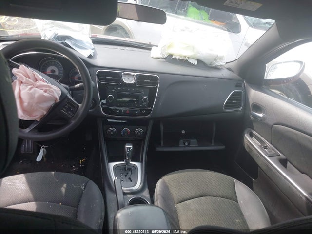 Продаж на аукціоні авто 2011 Chrysler 200 Lx, vin: 1C3BC4FBXBN515534, номер лоту: 45220313