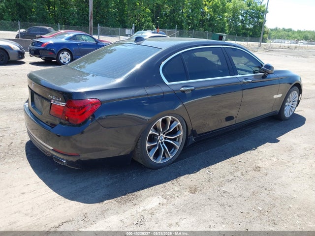 2013 Bmw 740li Xdrive მანქანა იყიდება აუქციონზე, vin: WBAYF4C51DDE23863, აუქციონის ნომერი: 45220337