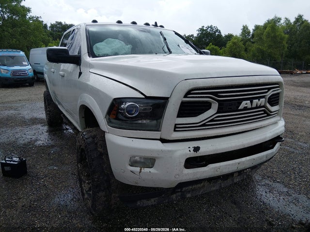 45220340 :رقم المزاد ، 3C6UR5FL0JG380063 vin ، 2018 Ram 2500 Laramie  4x4 6'4 Box مزاد بيع