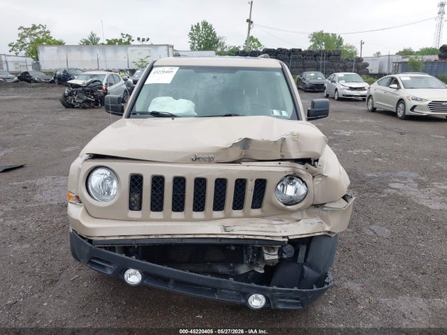 45220405 :رقم المزاد ، 1C4NJPFA1HD187166 vin ، 2017 Jeep Patriot High Altitude Fwd مزاد بيع