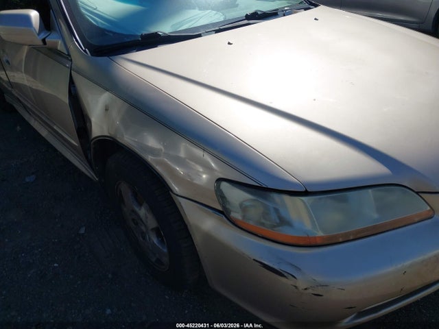 45220431 :رقم المزاد ، 1HGCG165X2A073490 vin ، 2002 Honda Accord 3.0 Ex مزاد بيع