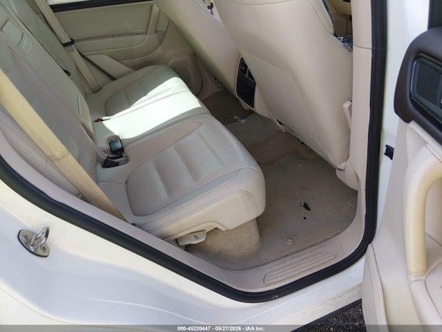 45220447 :رقم المزاد ، WVGFF9BP4CD002575 vin ، 2012 Volkswagen Touareg Vr6 Sport مزاد بيع