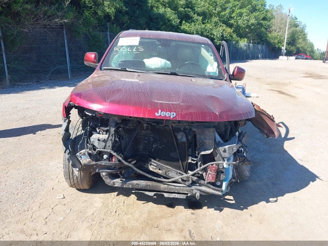1C4RJFAG1HC689625 Jeep Grand Cherokee Laredo 4x4