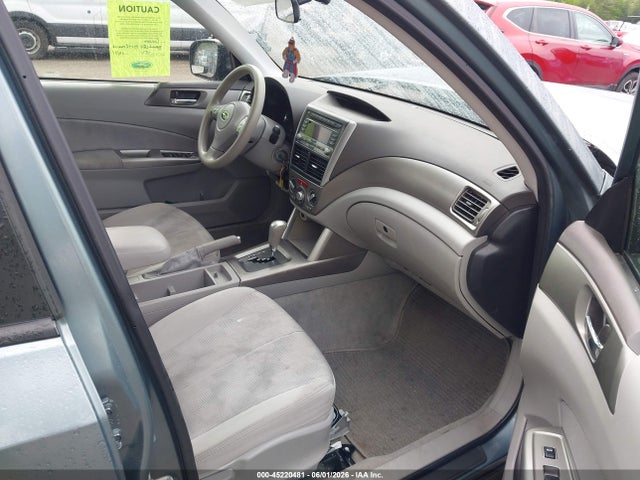 Продаж на аукціоні авто 2010 Subaru Forester 2.5x Premium, vin: JF2SH6CC7AH739641, номер лоту: 45220481