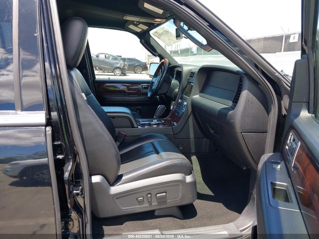 Lincoln Navigator L Select 2017 5LMJJ3HT4HEL03498 Image 5