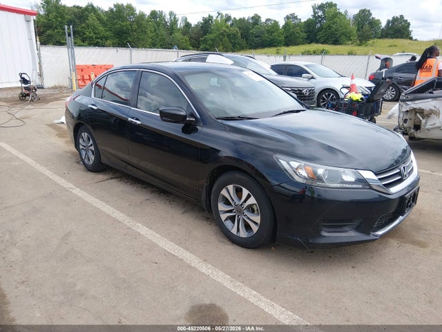 2015 1HGCR2F39FA180521 main image