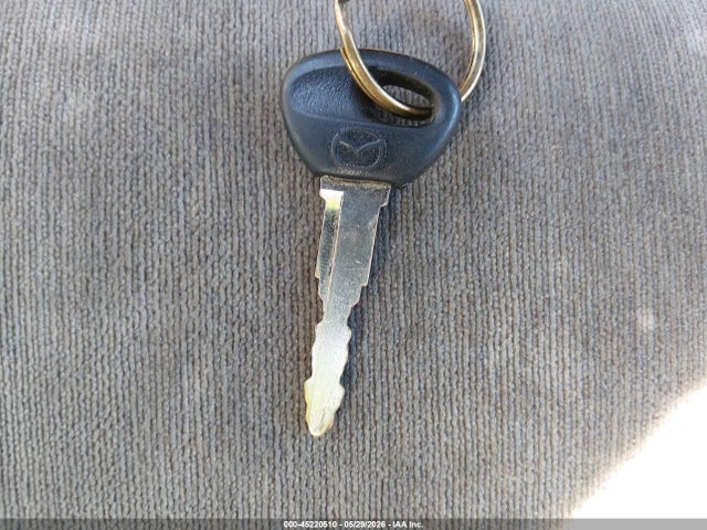 45220510 :رقم المزاد ، JM3LW28Y210185484 vin ، 2001 Mazda Mpv Dx/es/lx مزاد بيع