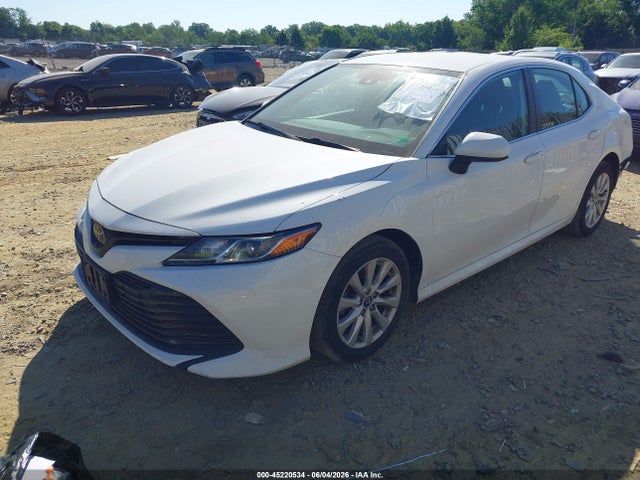 Продажа на аукционе авто 2020 Toyota Camry Le, vin: 4T1C11AK9LU901411, номер лота: 45220534