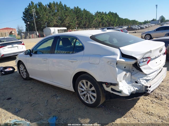 Продажа на аукционе авто 2020 Toyota Camry Le, vin: 4T1C11AK9LU901411, номер лота: 45220534