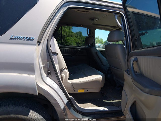 45220543 :رقم المزاد ، 5TDBT48A02S137301 vin ، 2002 Toyota Sequoia Limited V8 مزاد بيع