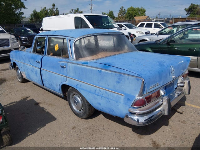 Продаж на аукціоні авто 1963 Mercedes-benz 220, vin: 220S068522, номер лоту: 45220559