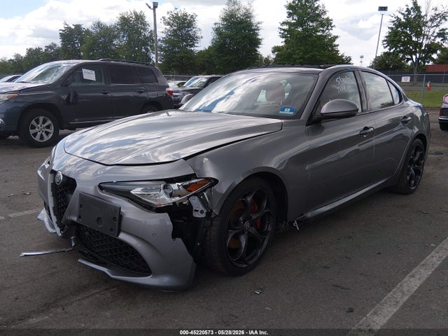 Auction sale of the 2018 Alfa Romeo Giulia Ti Sport, vin: ZARFAECNXJ7589925, lot number: 45220573