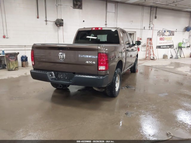 45220652 :رقم المزاد ، 1C6RR7KG4MS573663 vin ، 2021 Ram 1500 Classic Tradesman  4x4 5'7 Box مزاد بيع