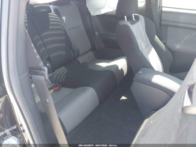 Scion TC 2016 JTKJF5C70GJ023669 Image 8