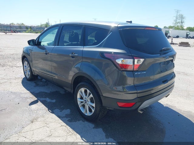 45220714 :رقم المزاد ، 1FMCU9GD9HUA41273 vin ، 2017 Ford Escape Se مزاد بيع