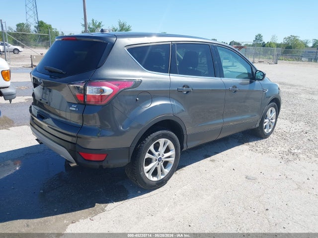 45220714 :رقم المزاد ، 1FMCU9GD9HUA41273 vin ، 2017 Ford Escape Se مزاد بيع
