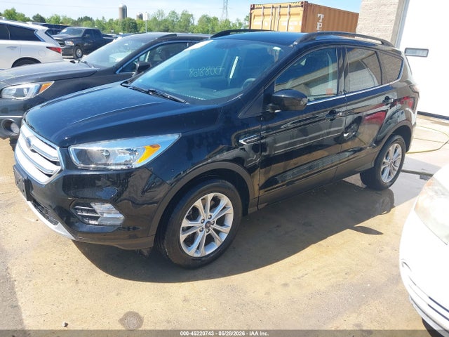 Ford ESCAPE SE 2018 1FMCU9GD9JUD08868 Image 2