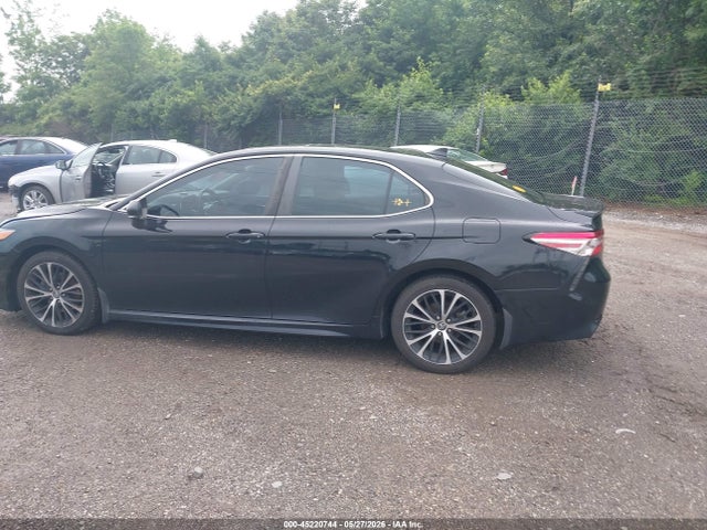 4T1B11HK0KU806719 Toyota CAMRY SE