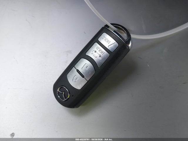 3MZBN1U75JM271686 Mazda Mazda3 Sport