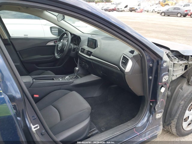 3MZBN1U75JM271686 Mazda Mazda3 Sport