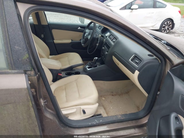Продажа на аукционе авто 2014 Volkswagen Jetta 1.8t Se, vin: 3VWD07AJ8EM267793, номер лота: 45220773