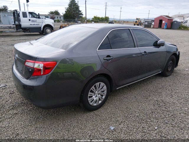 2014 Toyota Camry Le მანქანა იყიდება აუქციონზე, vin: 4T1BF1FK8EU325013, აუქციონის ნომერი: 45220795
