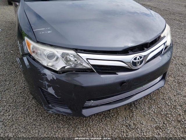 2014 Toyota Camry Le მანქანა იყიდება აუქციონზე, vin: 4T1BF1FK8EU325013, აუქციონის ნომერი: 45220795