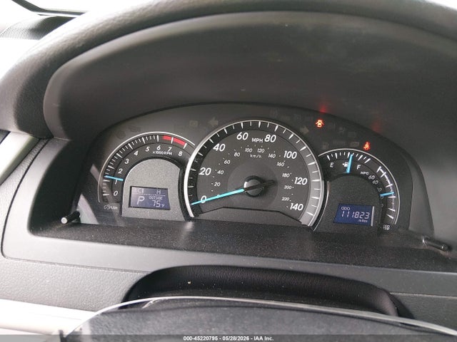 2014 Toyota Camry Le მანქანა იყიდება აუქციონზე, vin: 4T1BF1FK8EU325013, აუქციონის ნომერი: 45220795