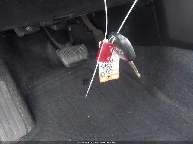 Продаж на аукціоні авто 2016 Toyota Rav4 Xle, vin: 2T3WFREV5GW284104, номер лоту: 45220816