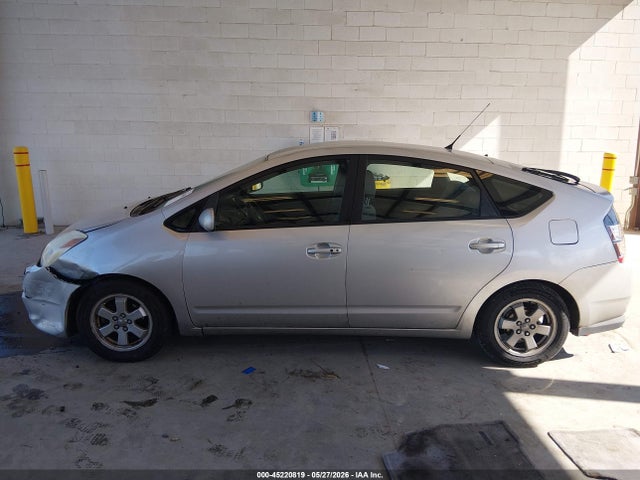 45220819 :رقم المزاد ، JTDKB20UX53082116 vin ، 2005 Toyota Prius مزاد بيع