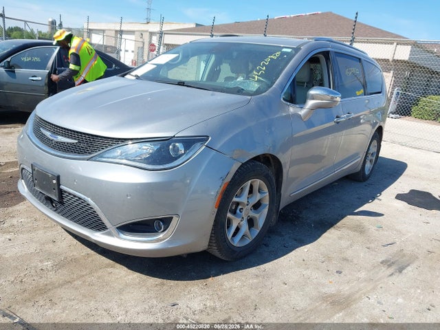 Продажа на аукционе авто 2020 Chrysler Pacifica Limited, vin: 2C4RC1GGXLR101614, номер лота: 45220820