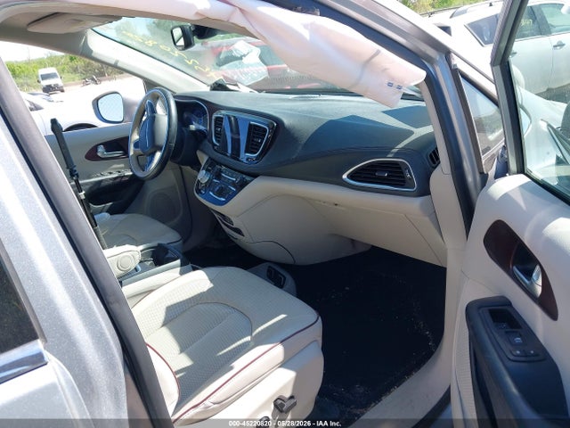 Продажа на аукционе авто 2020 Chrysler Pacifica Limited, vin: 2C4RC1GGXLR101614, номер лота: 45220820