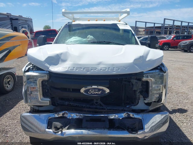 45220846 :رقم المزاد ، 1FDRF3E62KED04095 vin ، 2019 Ford F-350 Chassis Xl مزاد بيع