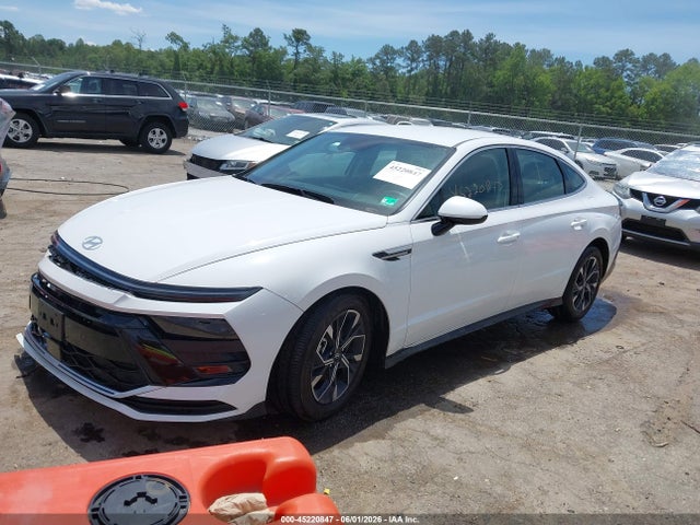 Hyundai SONATA SEL 2025 KMHL64JA7SA514639 Image 2