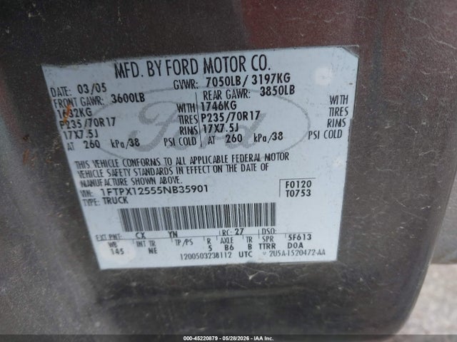 45220879 :رقم المزاد ، 1FTPX12555NB35901 vin ، 2005 Ford F-150 Lariat/xl/xlt مزاد بيع