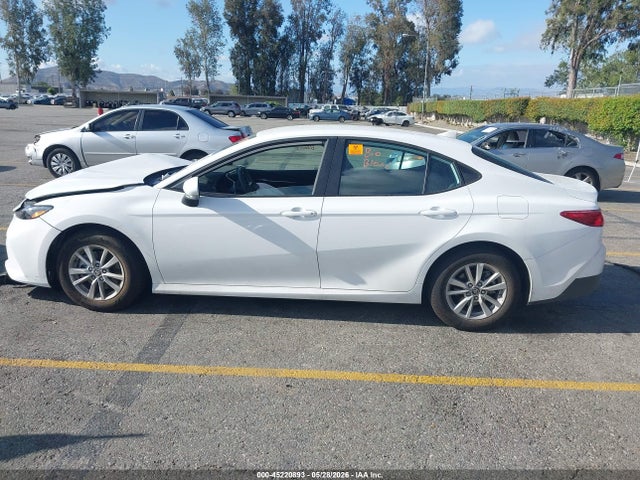 Toyota CAMRY LE 2026 4T1DAACK5TU209096 Image 14