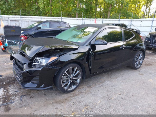 Hyundai Veloster 2.0 Premium 2020 KMHTG6AF2LU028423 Image 2