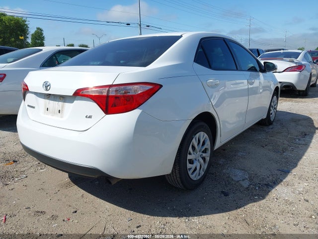 Aukcja sprzedaży 2018 Toyota Corolla Le, vin: 5YFBURHE2JP824848, numer aukcji: 45220907