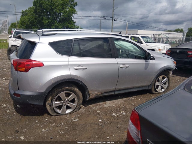 Продаж на аукціоні авто 2015 Toyota Rav4 Xle, vin: 2T3WFREV8FW191561, номер лоту: 45220908