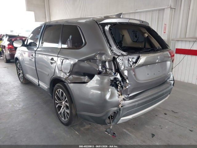45220913 :رقم المزاد ، JA4AD3A39HZ005668 vin ، 2017 Mitsubishi Outlander Se/sel مزاد بيع
