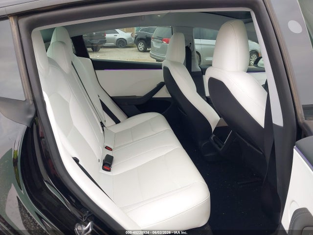 Продажа на аукционе авто 2025 Tesla Model 3 Long Range All-wheel Drive, vin: 5YJ3E1EB0SF935506, номер лота: 45220924