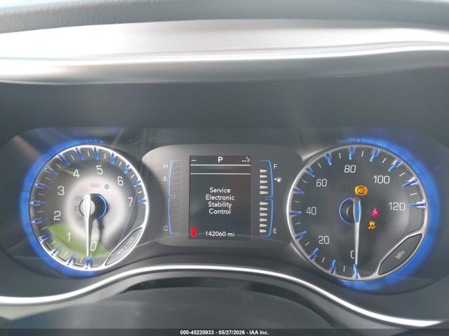 45220933 :رقم المزاد ، 2C4RC1FG8KR583421 vin ، 2019 Chrysler Pacifica Touring Plus مزاد بيع